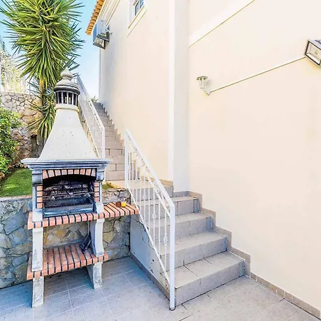 Villa Encosta Do Sol *